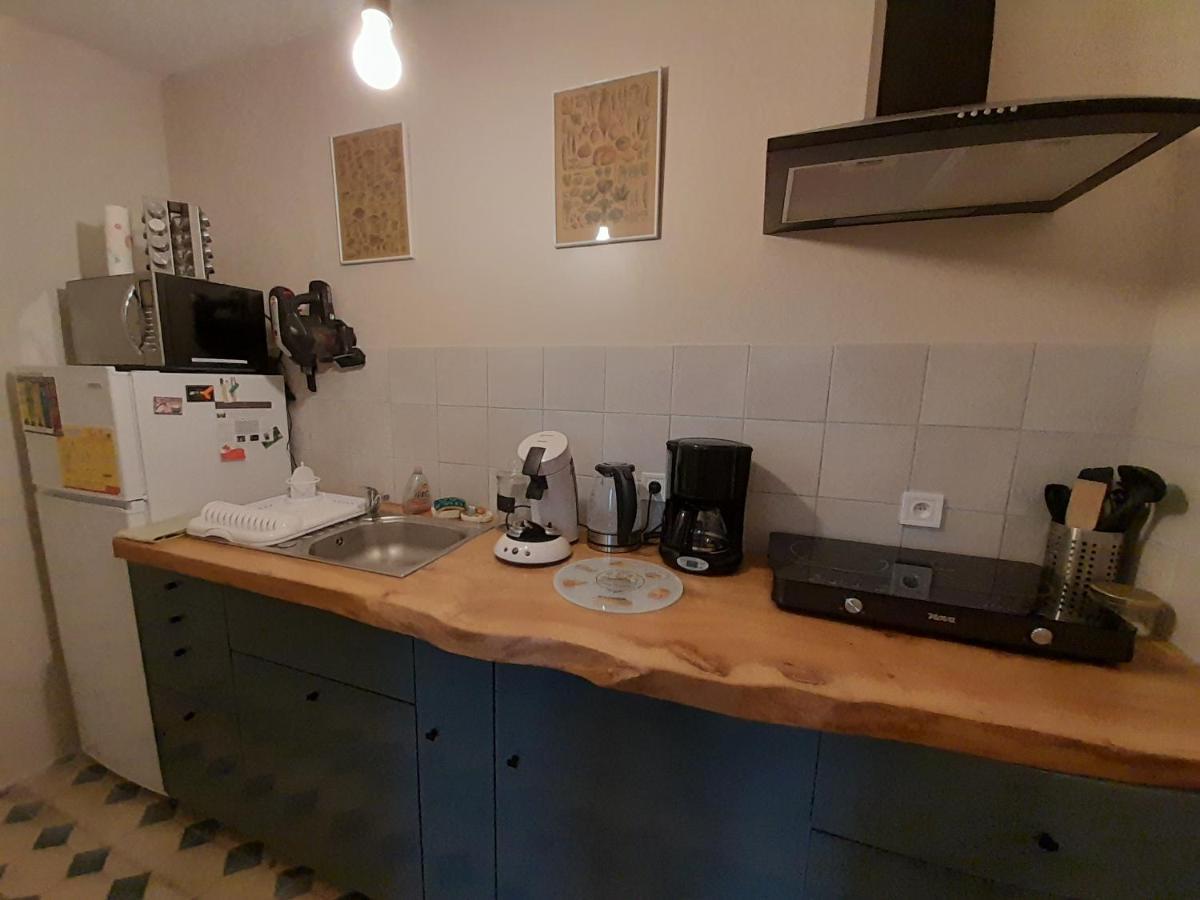 Domaine Du Grand Ormeau Bed & Breakfast Semillac Bagian luar foto