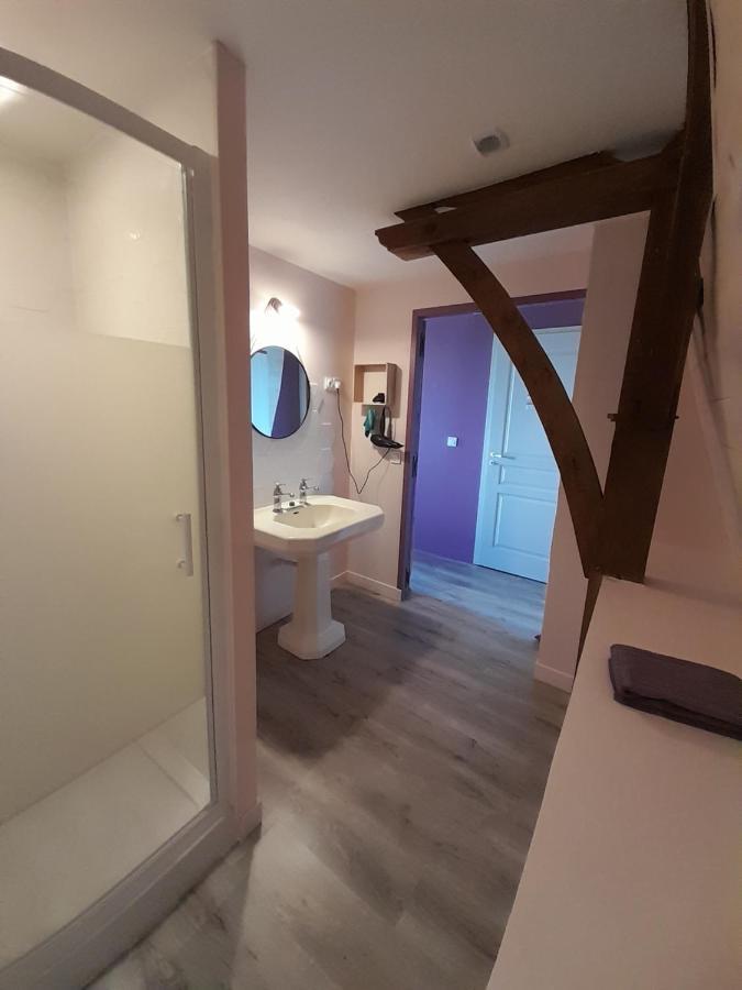 Domaine Du Grand Ormeau Bed & Breakfast Semillac Bagian luar foto